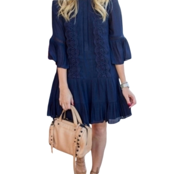 LOFT Dresses & Skirts - Loft Dress Ruffles and Lace Relaxed Fit Navy Size 6